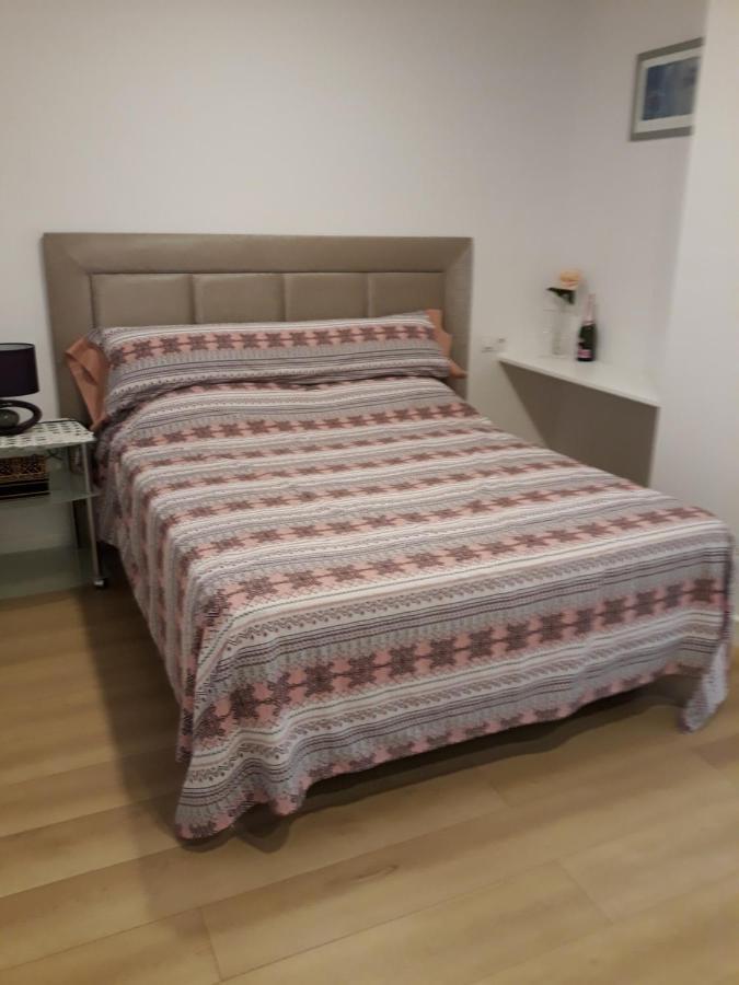 Canovas By The Bull Ring Malaga Bagian luar foto